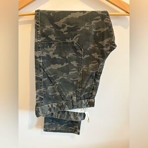 Aquaverde Camo Jeans